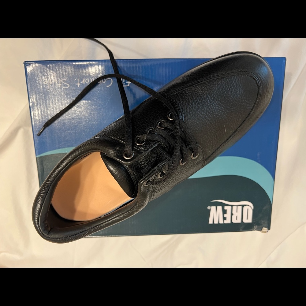 Drew Walker II black size 11 W